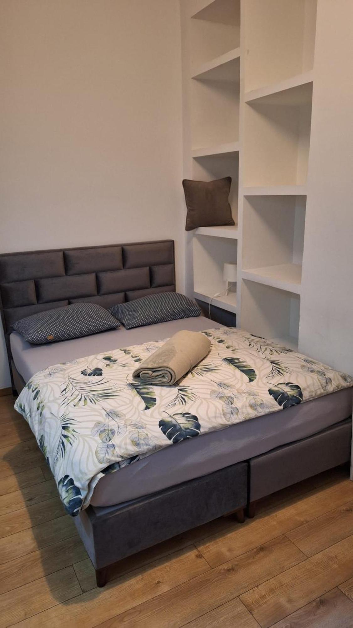 Tempo Life Apartman, Budapest
